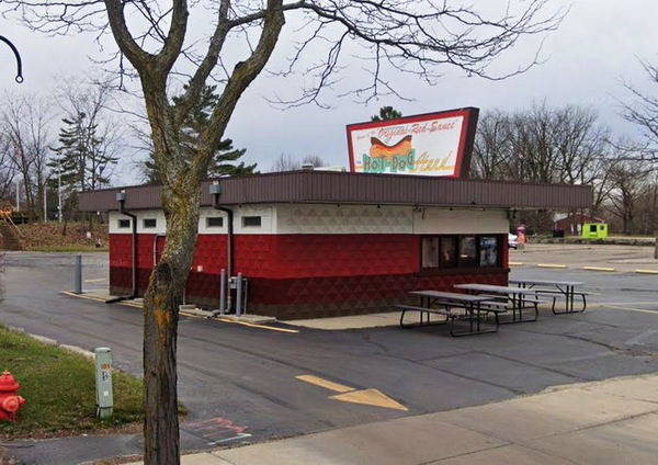 A&W Restaurant - Grand Blanc - 11338 S Saginaw St